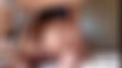 Porno de caballos follando el coño de esta mujer